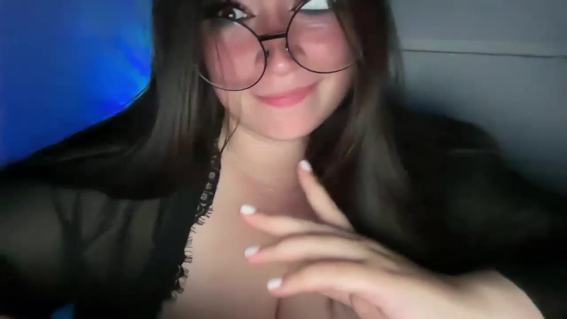 Gallery image thumbnail from Hasymura's myfreecams stream on, 09/28/2023, 24:58 image 1 of 20