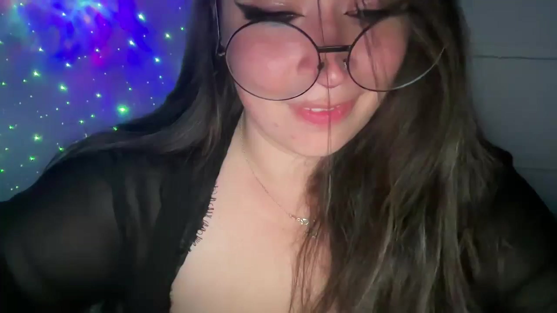Gallery image thumbnail from Hasymura's myfreecams stream on, 10/01/2023, 23:06 image 19 of 20