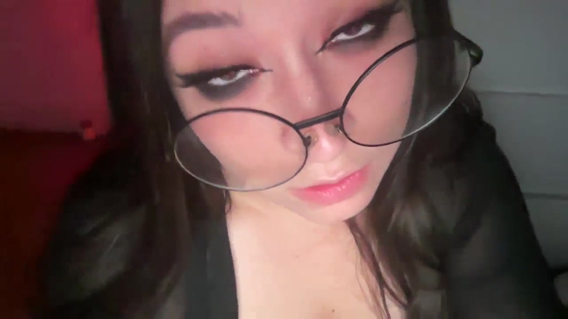 Gallery image thumbnail from Hasymura's myfreecams stream on, 10/19/2023, 22:41 image 15 of 20