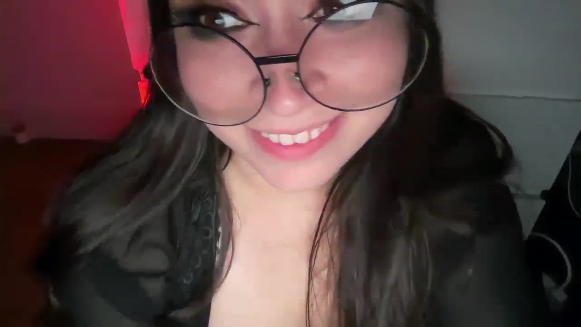 Gallery image thumbnail from Hasymura's myfreecams stream on, 10/20/2023, 24:55 image 9 of 20