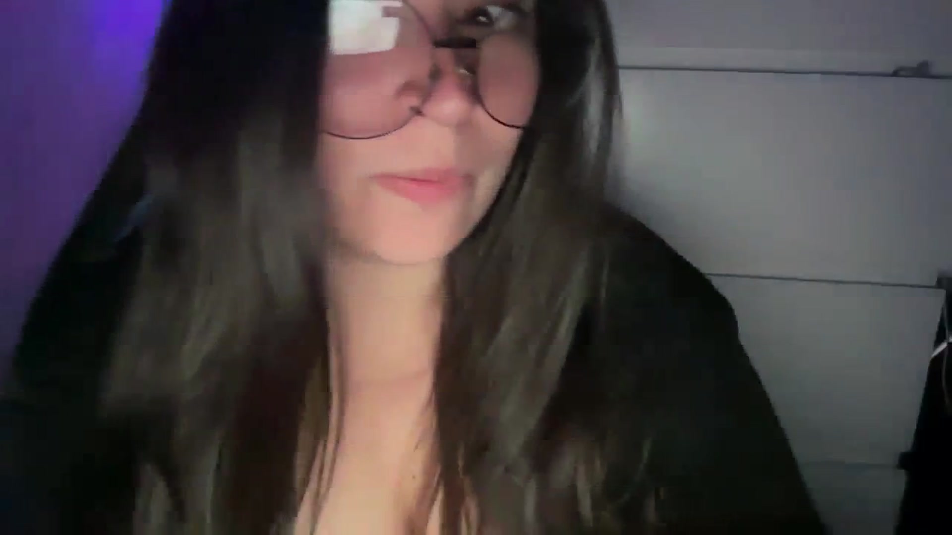 Gallery image thumbnail from Hasymura's myfreecams stream on, 10/22/2023, 02:30 image 20 of 20