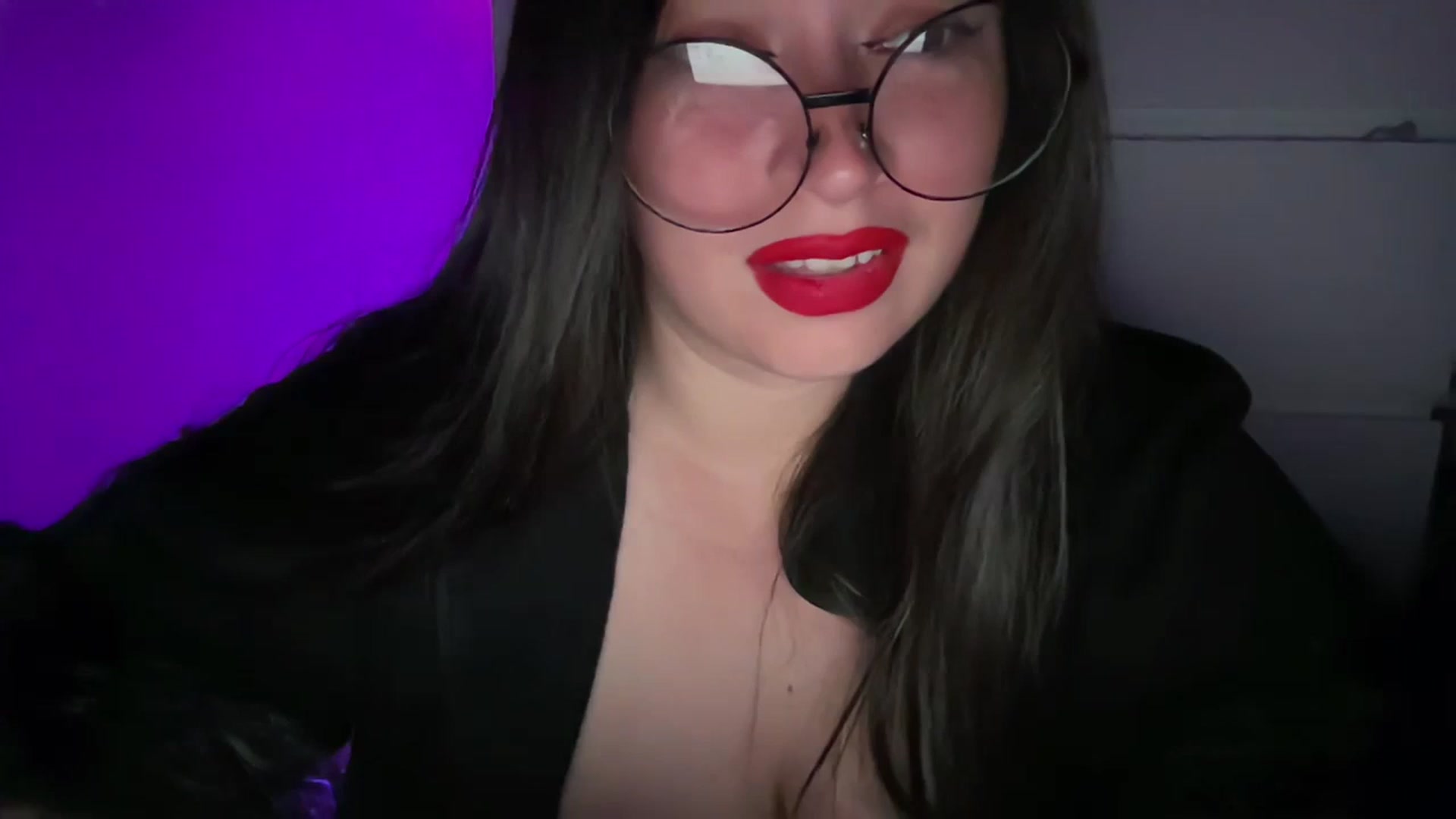 Gallery image thumbnail from Hasymura's myfreecams stream on, 10/24/2023, 22:08 image 1 of 20