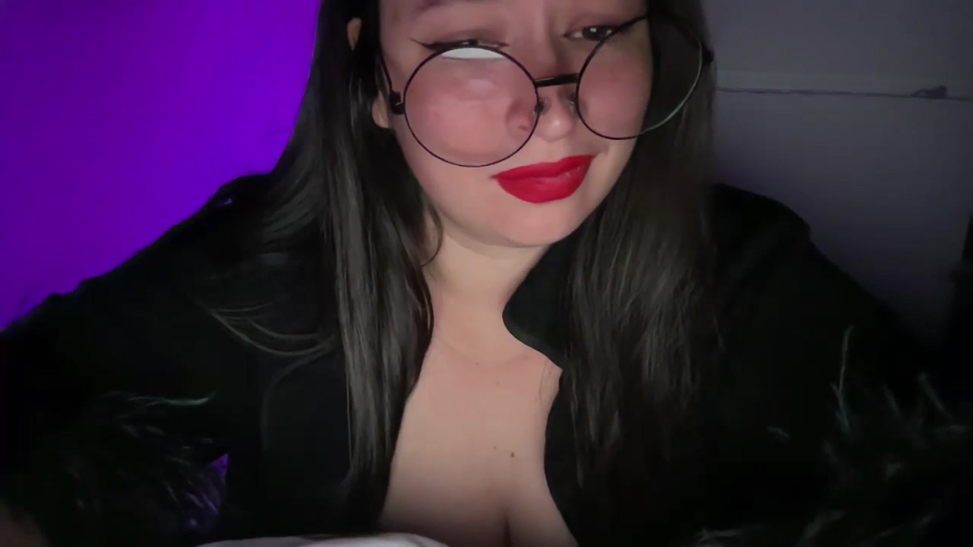 Gallery image thumbnail from Hasymura's myfreecams stream on, 10/24/2023, 22:08 image 17 of 20