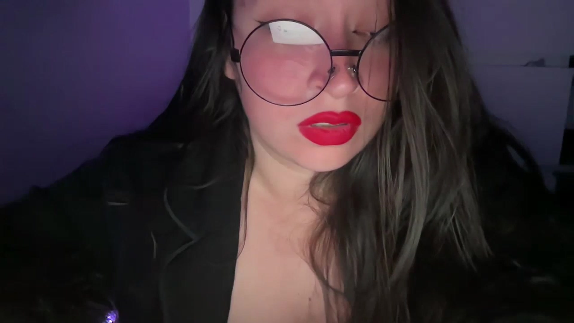 Gallery image thumbnail from Hasymura's myfreecams stream on, 10/25/2023, 22:52 image 11 of 20