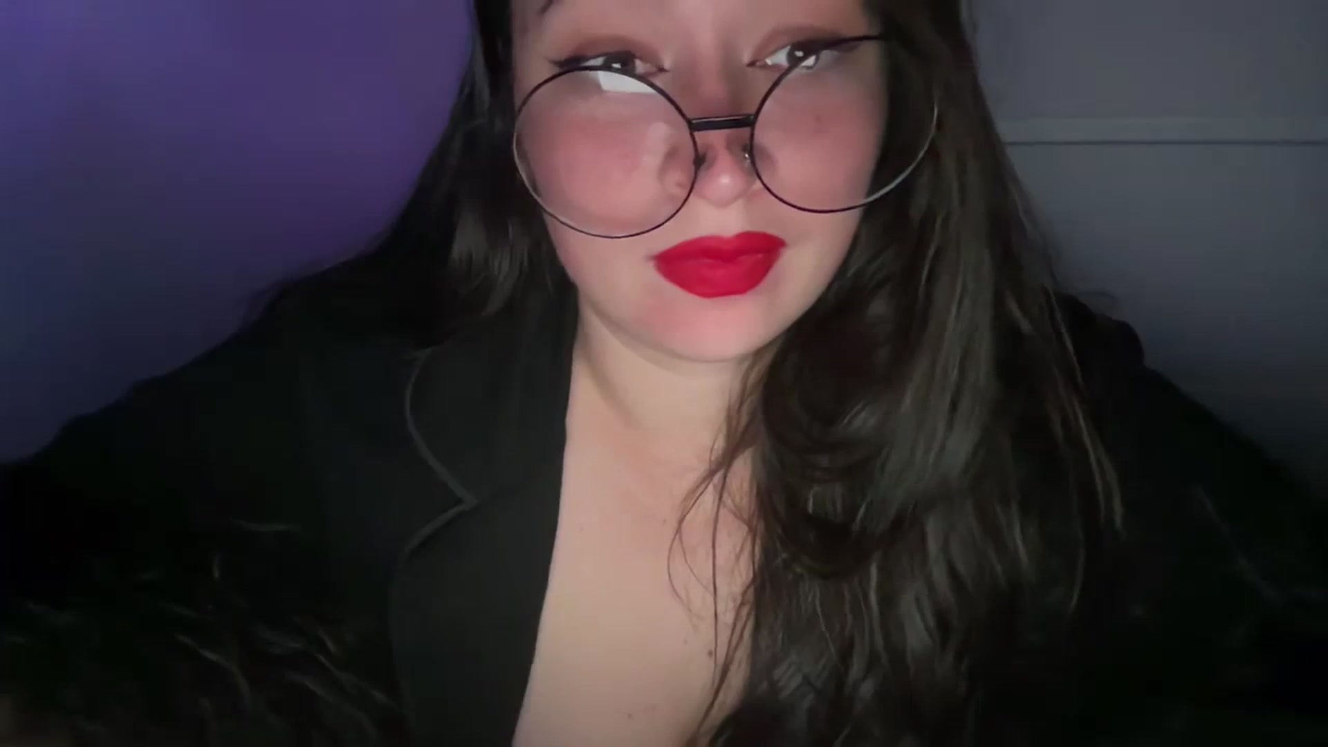 Gallery image thumbnail from Hasymura's myfreecams stream on, 10/25/2023, 23:54 image 4 of 20