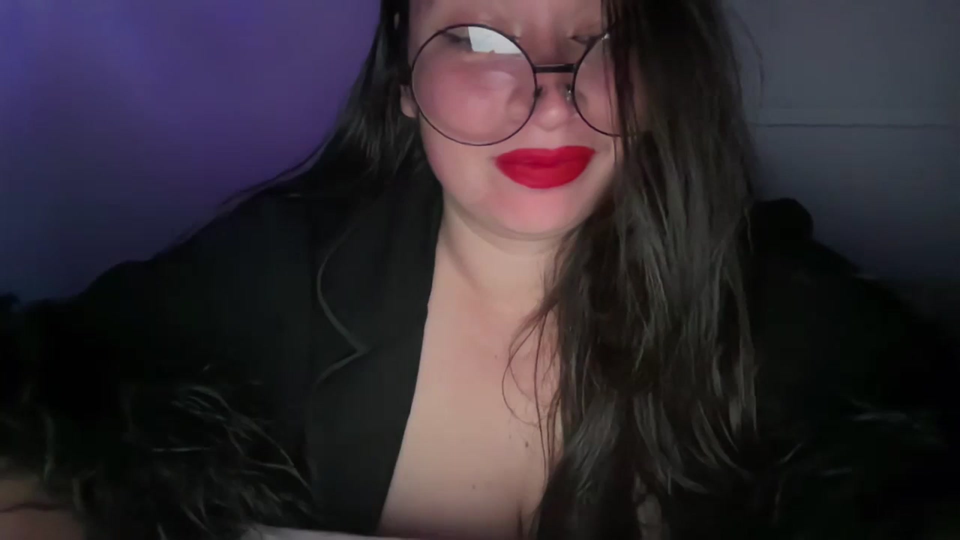 Gallery image thumbnail from Hasymura's myfreecams stream on, 10/25/2023, 23:54 image 1 of 20
