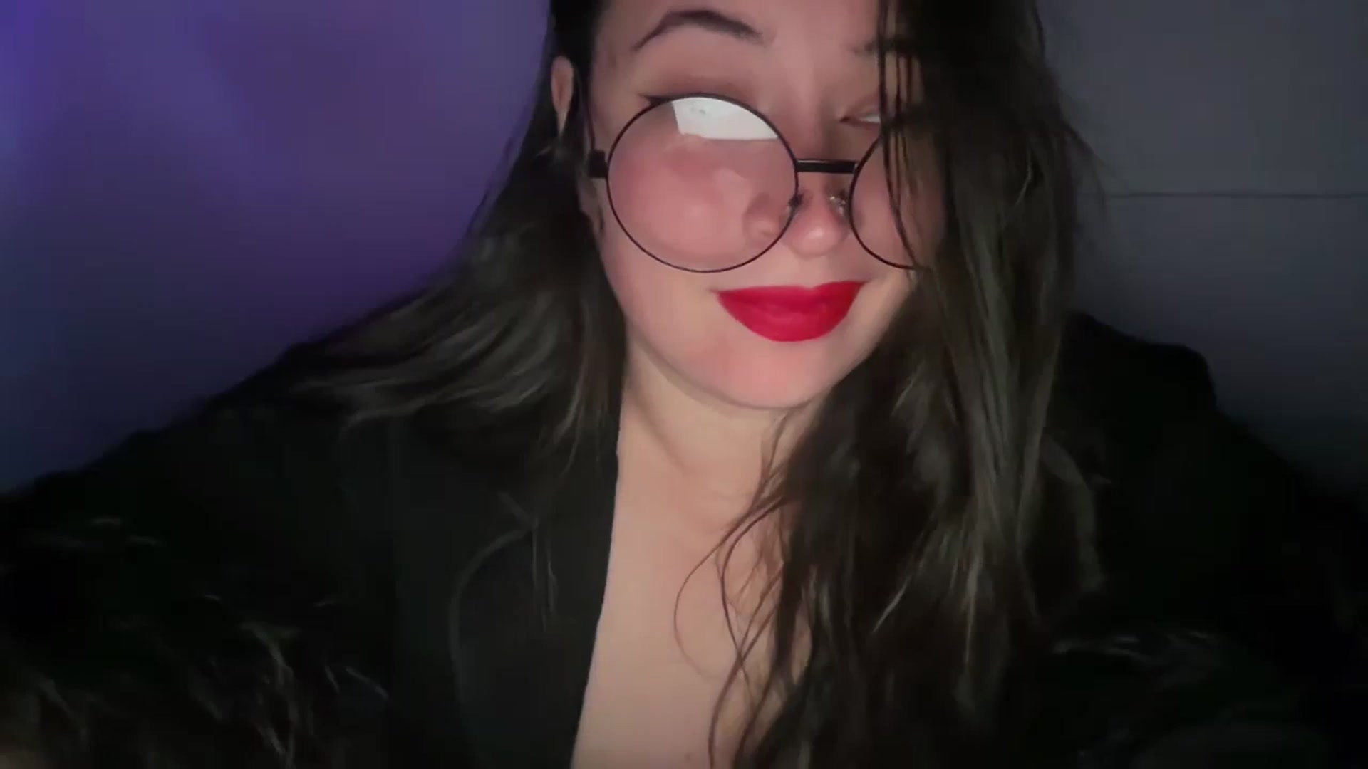 Gallery image thumbnail from Hasymura's myfreecams stream on, 10/25/2023, 23:54 image 10 of 20