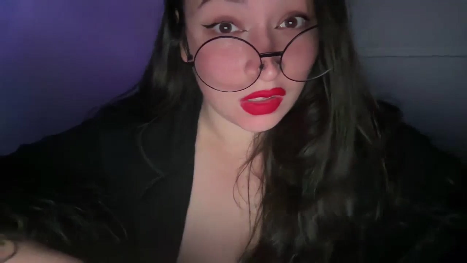 Gallery image thumbnail from Hasymura's myfreecams stream on, 10/25/2023, 23:54 image 5 of 20