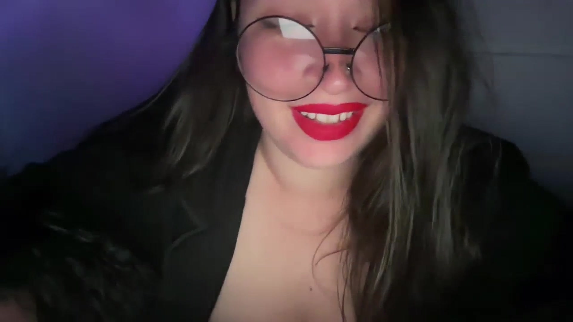 Gallery image thumbnail from Hasymura's myfreecams stream on, 10/25/2023, 23:54 image 16 of 20