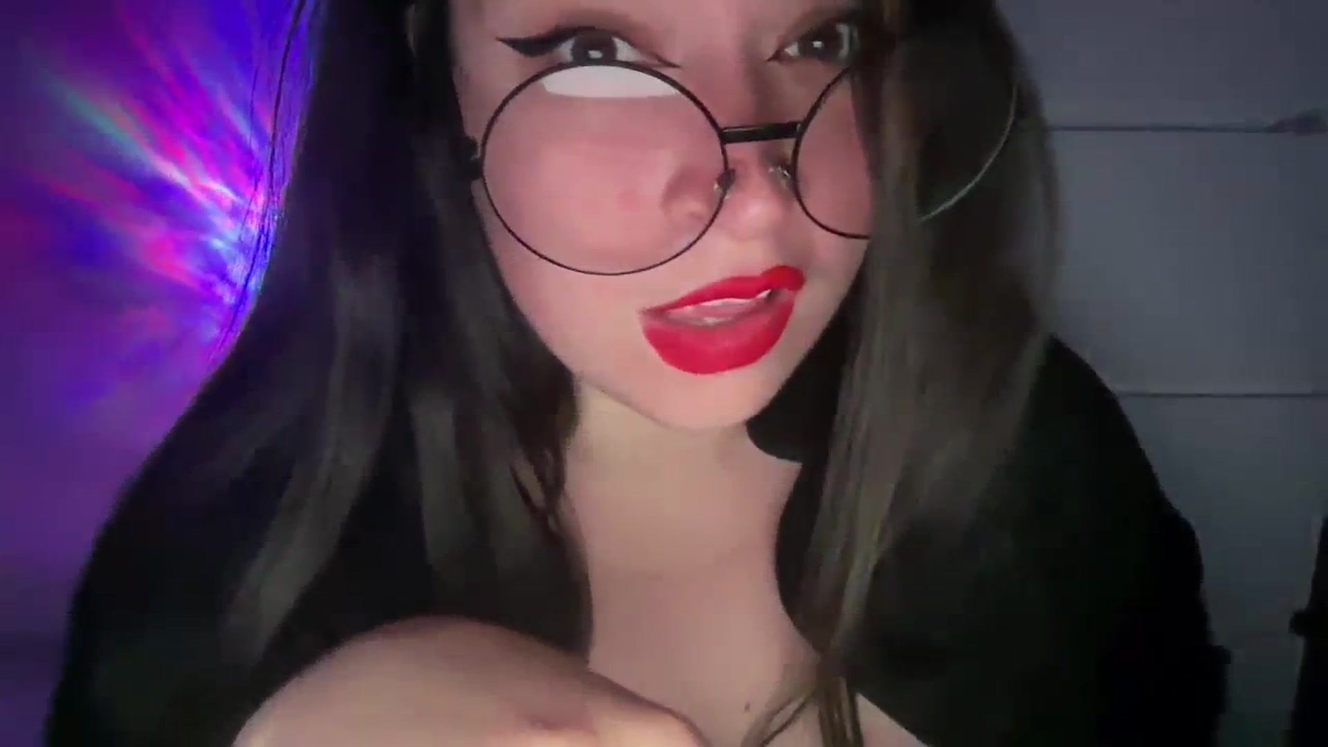 Gallery image thumbnail from Hasymura's myfreecams stream on, 10/26/2023, 22:40 image 6 of 20