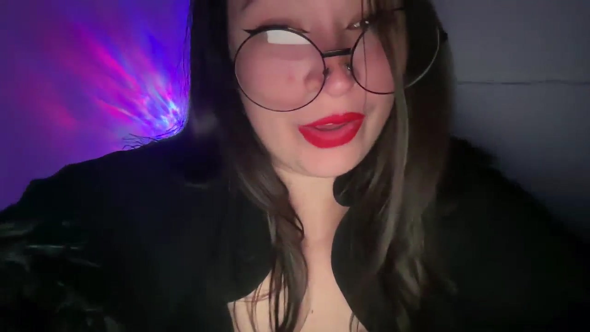 Gallery image thumbnail from Hasymura's myfreecams stream on, 10/26/2023, 22:40 image 13 of 20
