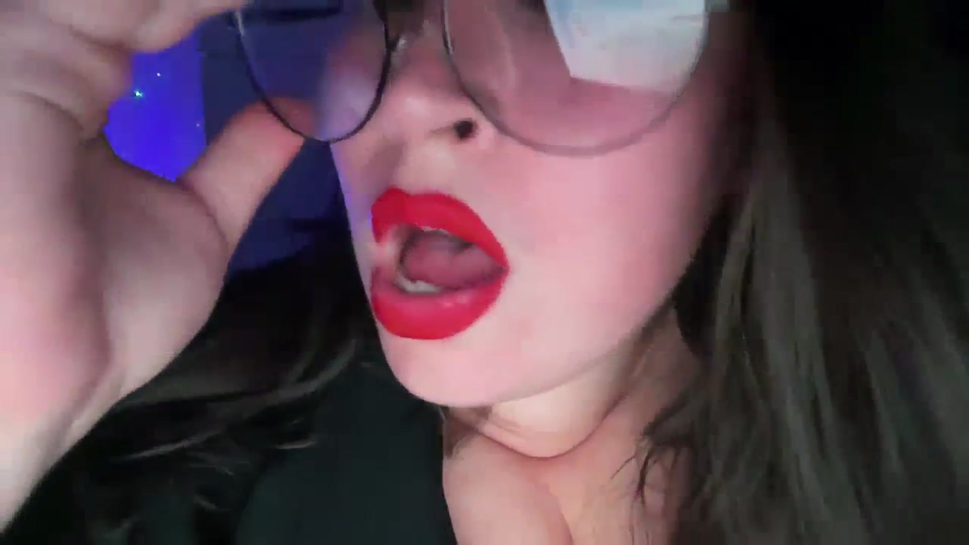 Gallery image thumbnail from Hasymura's myfreecams stream on, 10/28/2023, 21:55 image 9 of 20