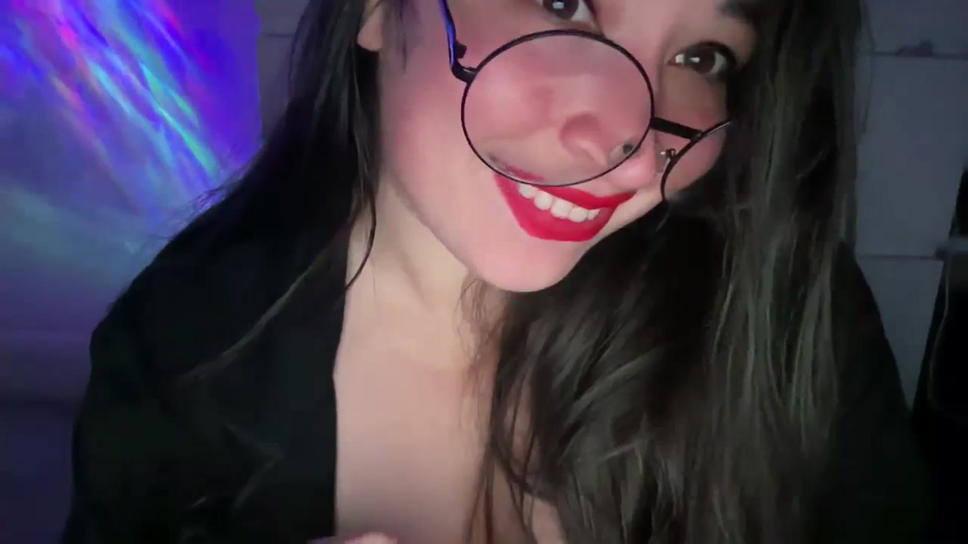 Gallery image thumbnail from Hasymura's myfreecams stream on, 10/28/2023, 23:40 image 4 of 20
