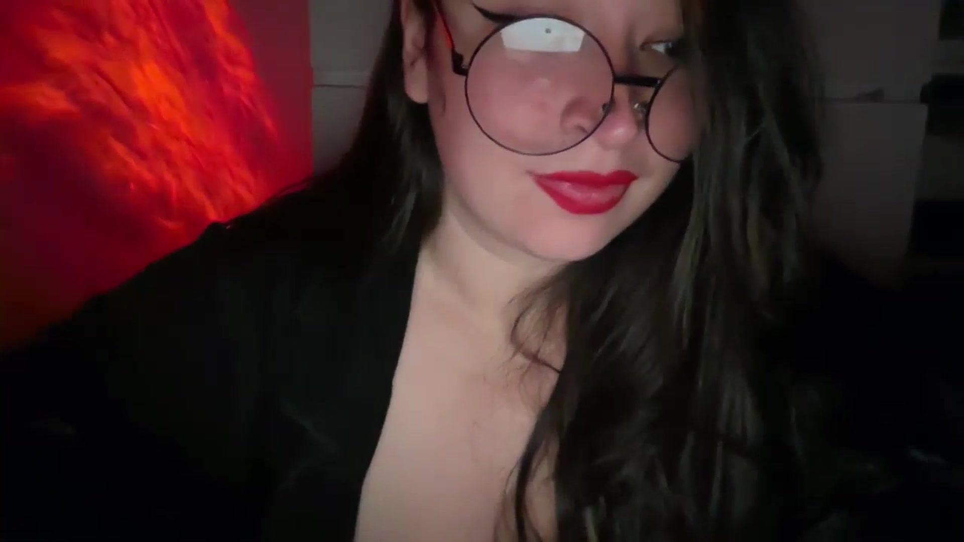 Gallery image thumbnail from Hasymura's myfreecams stream on, 10/28/2023, 23:40 image 16 of 20