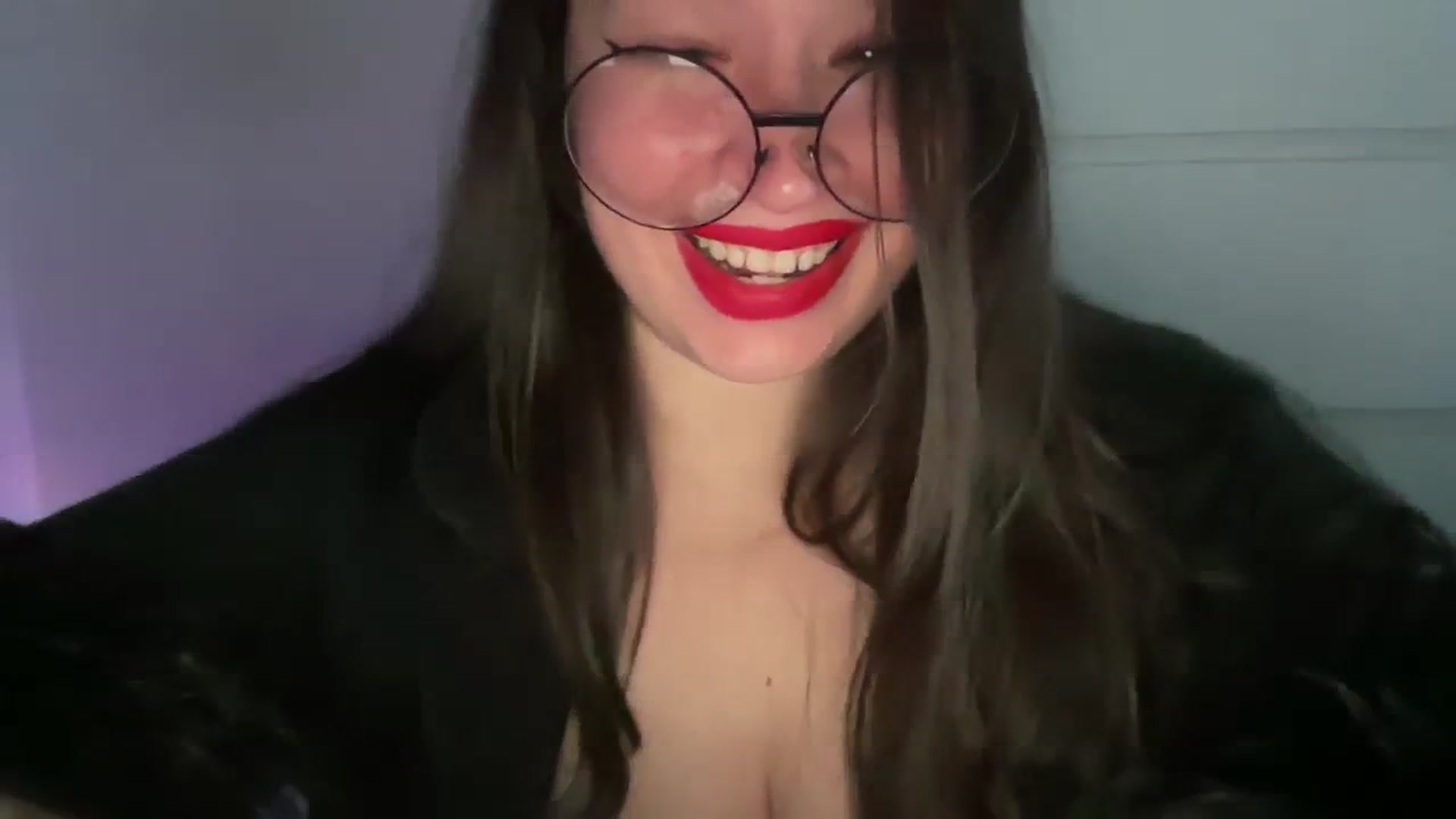 Gallery image thumbnail from Hasymura's myfreecams stream on, 11/01/2023, 14:43 image 20 of 20