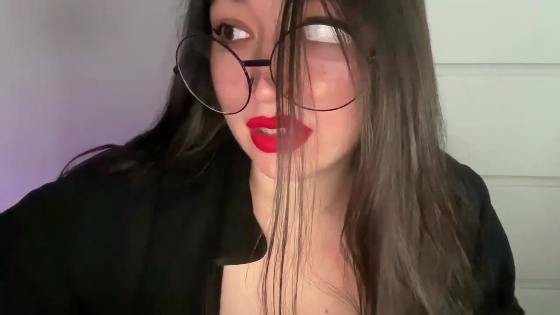 Gallery image thumbnail from Hasymura's myfreecams stream on, 11/01/2023, 14:43 image 7 of 20
