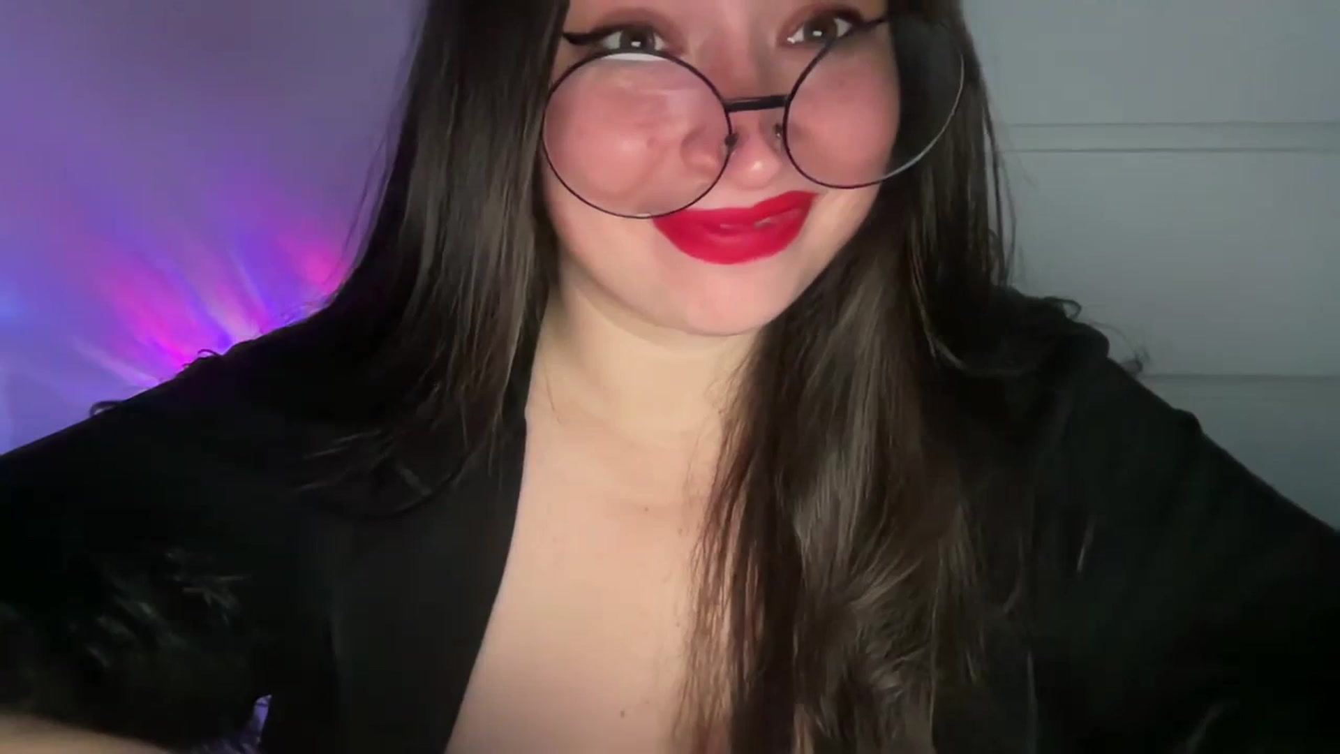Gallery image thumbnail from Hasymura's myfreecams stream on, 11/01/2023, 16:16 image 2 of 20