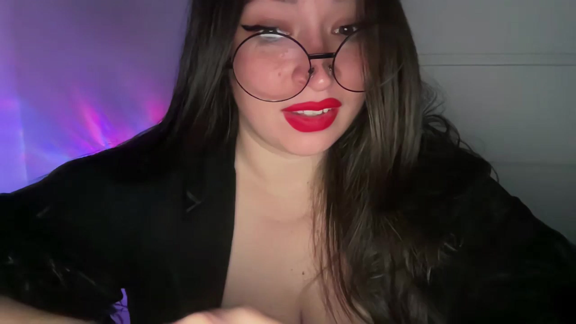 Gallery image thumbnail from Hasymura's myfreecams stream on, 11/01/2023, 16:16 image 4 of 20