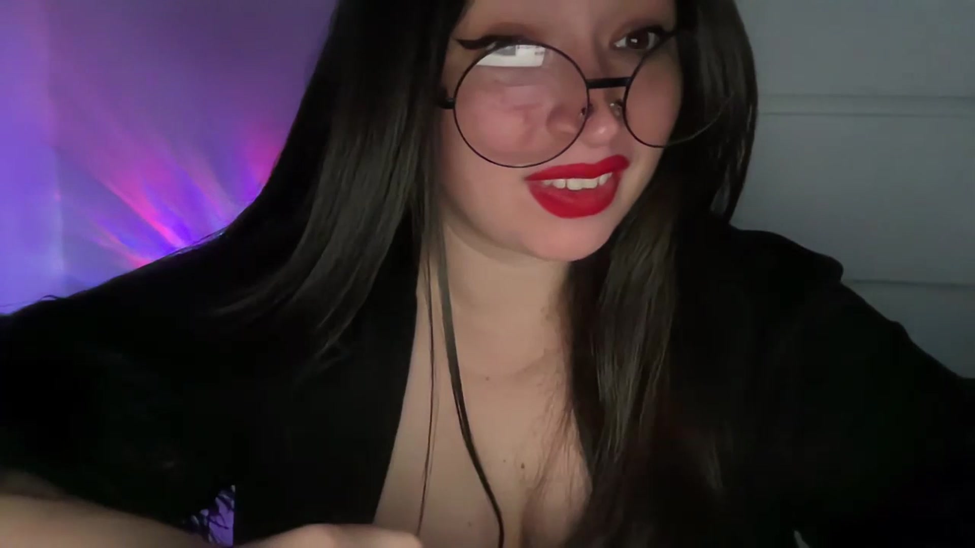 Gallery image thumbnail from Hasymura's myfreecams stream on, 11/01/2023, 16:16 image 16 of 20
