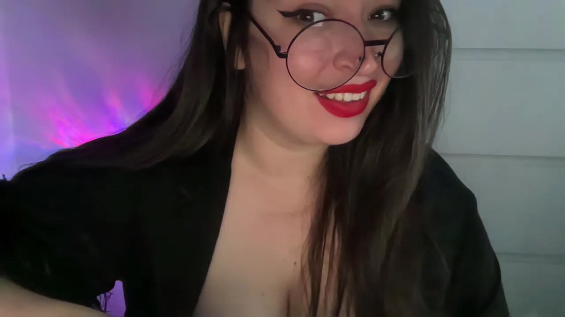 Gallery image thumbnail from Hasymura's myfreecams stream on, 11/01/2023, 16:16 image 9 of 20