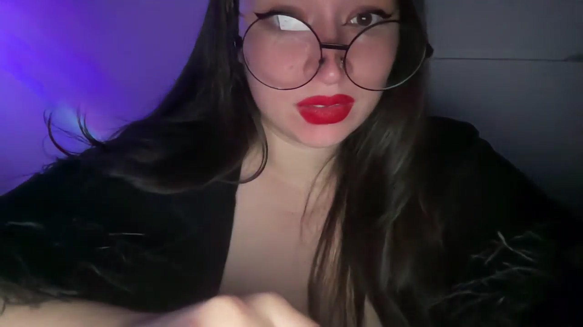Gallery image thumbnail from Hasymura's myfreecams stream on, 11/01/2023, 20:34 image 9 of 20