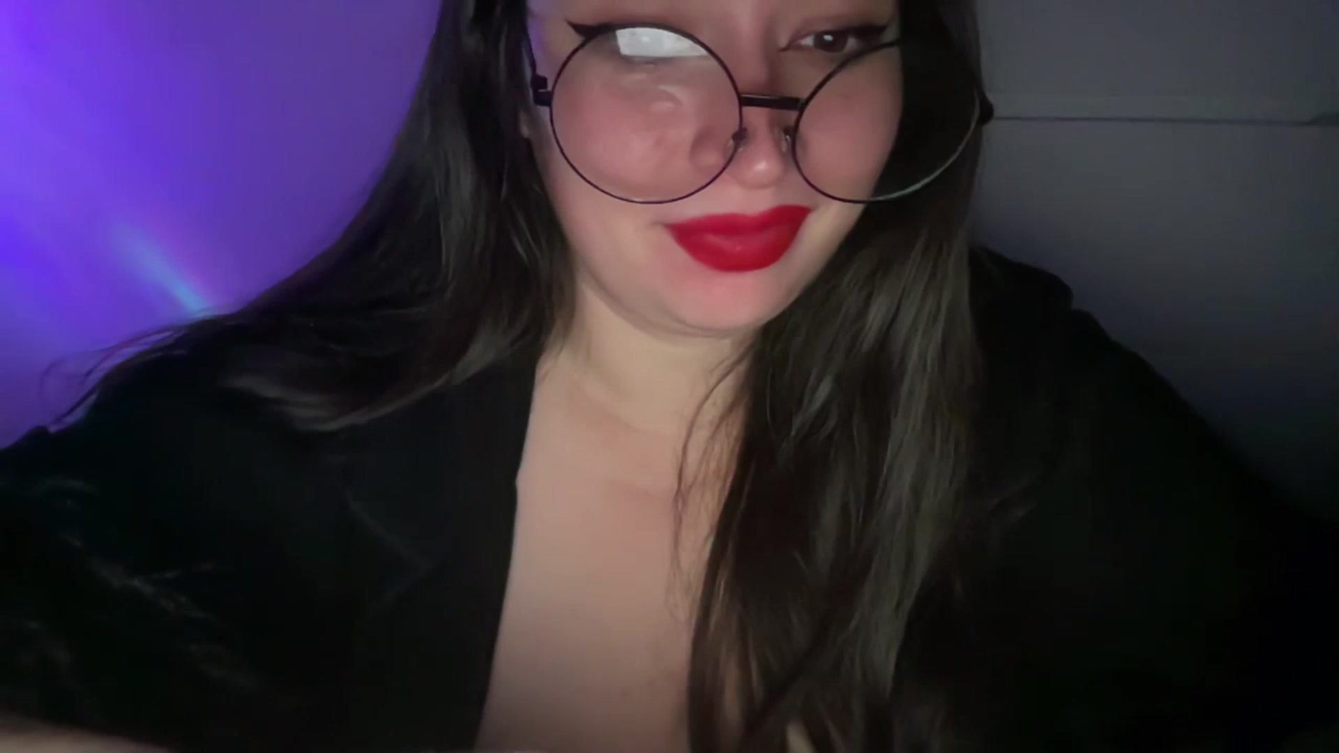 Gallery image thumbnail from Hasymura's myfreecams stream on, 11/01/2023, 20:34 image 10 of 20