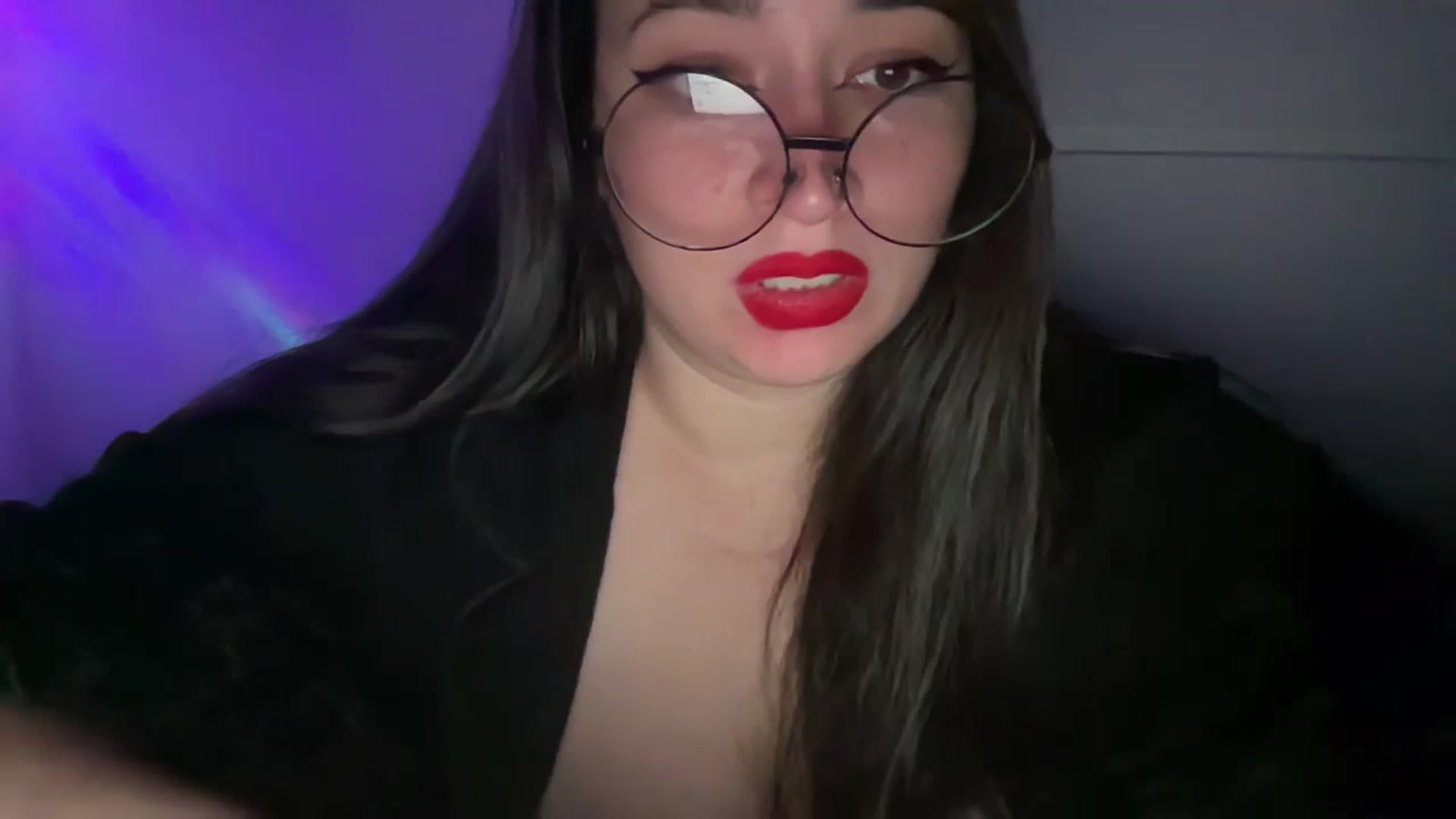 Gallery image thumbnail from Hasymura's myfreecams stream on, 11/01/2023, 20:34 image 20 of 20