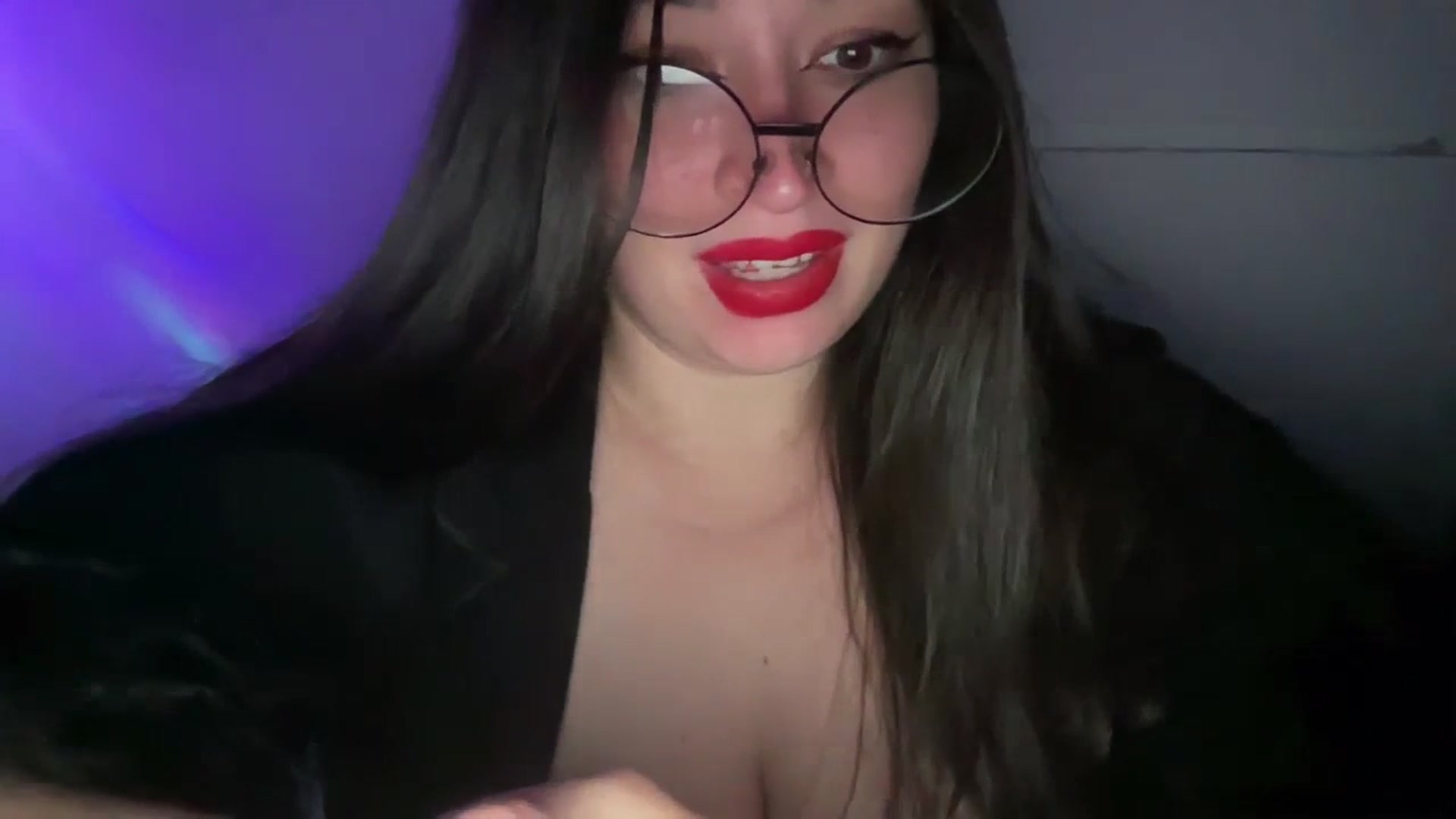 Gallery image thumbnail from Hasymura's myfreecams stream on, 11/01/2023, 20:34 image 14 of 20