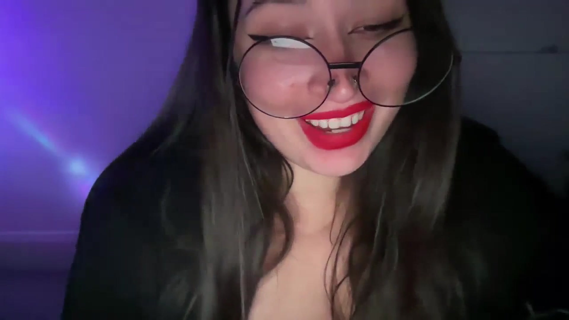 Gallery image thumbnail from Hasymura's myfreecams stream on, 11/01/2023, 20:34 image 3 of 20