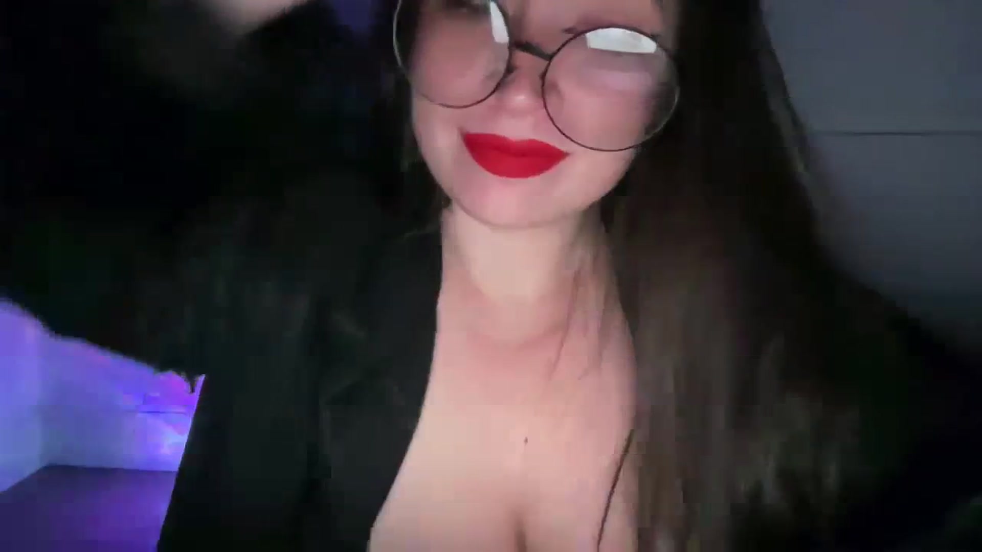 Gallery image thumbnail from Hasymura's myfreecams stream on, 11/01/2023, 23:44 image 9 of 20