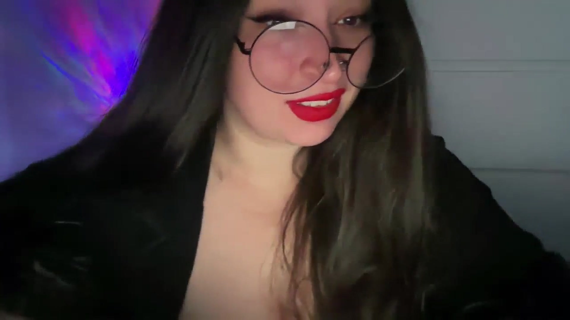Gallery image thumbnail from Hasymura's myfreecams stream on, 11/02/2023, 16:09 image 7 of 20