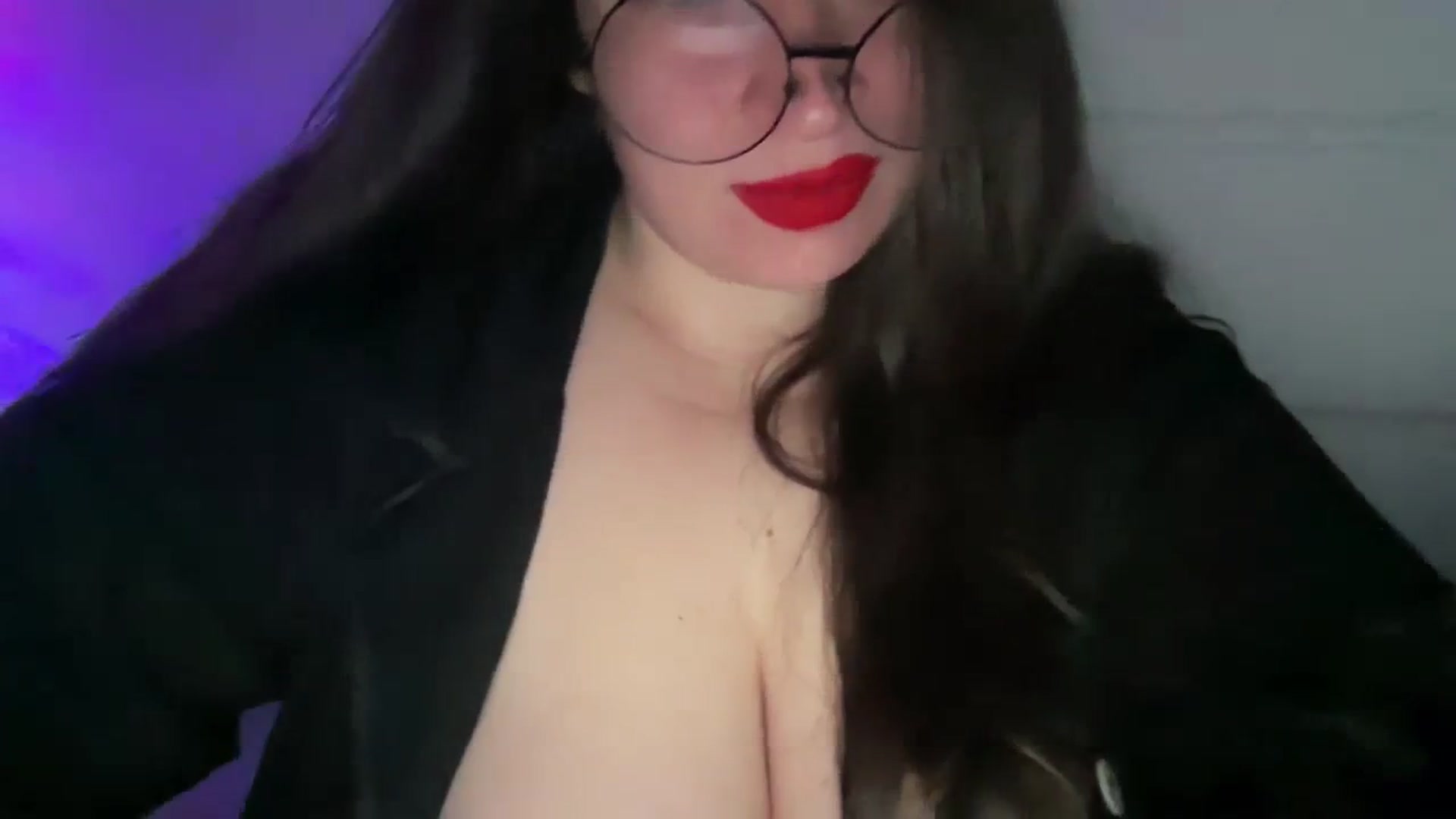 Gallery image thumbnail from Hasymura's myfreecams stream on, 11/02/2023, 16:09 image 2 of 20