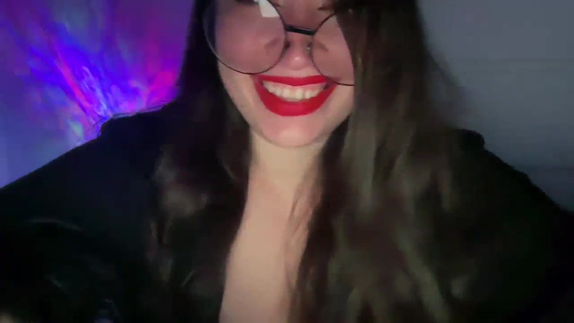 Gallery image thumbnail from Hasymura's myfreecams stream on, 11/02/2023, 16:09 image 14 of 20