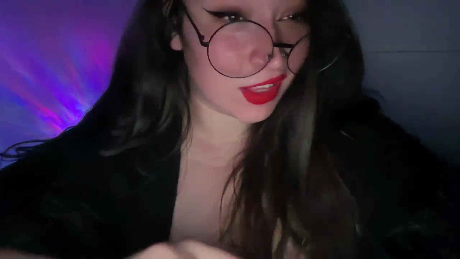 Gallery image thumbnail from Hasymura's myfreecams stream on, 11/02/2023, 16:40 image 19 of 20