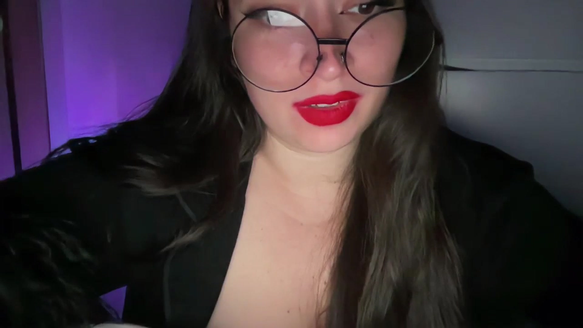 Gallery image thumbnail from Hasymura's myfreecams stream on, 11/02/2023, 19:20 image 19 of 20