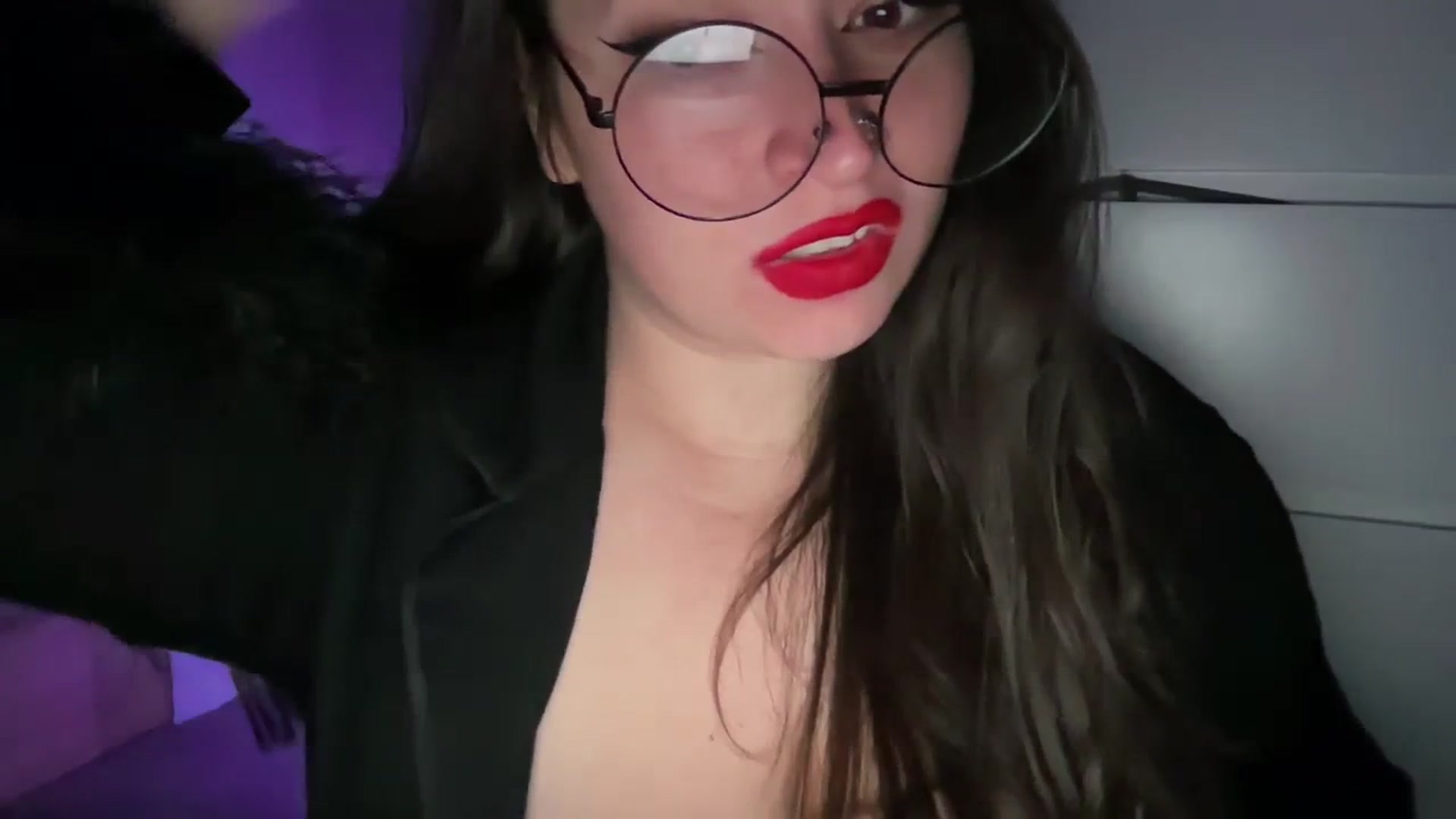Gallery image thumbnail from Hasymura's myfreecams stream on, 11/02/2023, 19:20 image 5 of 20