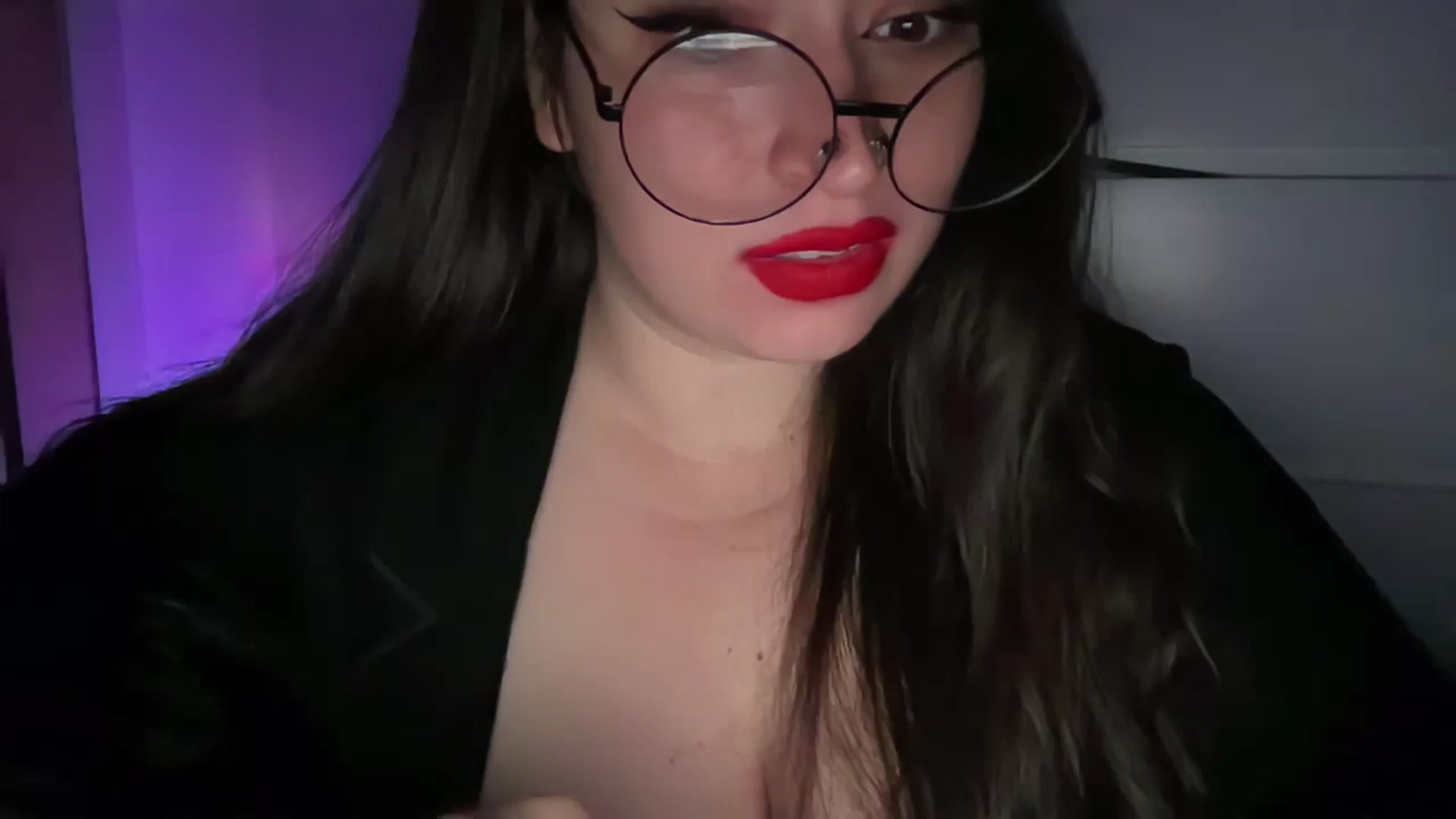 Gallery image thumbnail from Hasymura's myfreecams stream on, 11/02/2023, 19:20 image 10 of 20