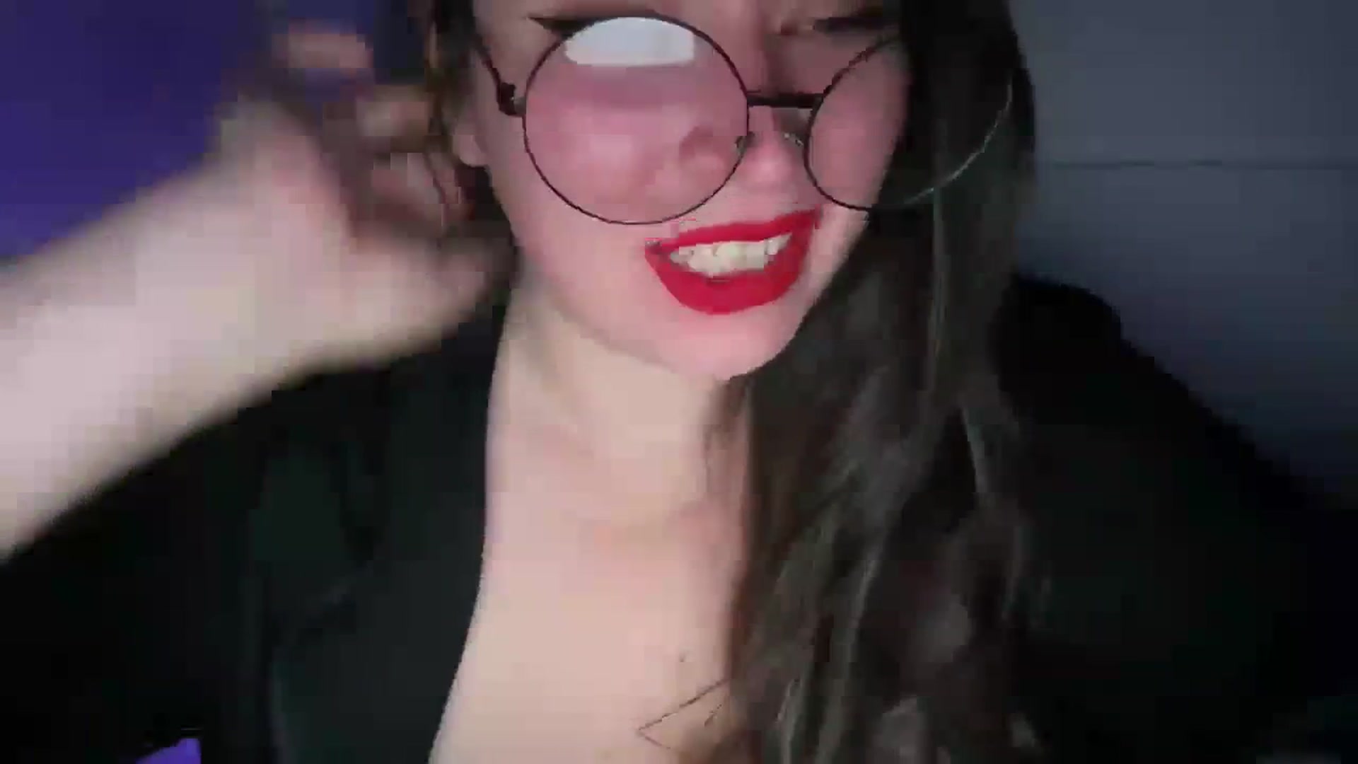 Gallery image thumbnail from Hasymura's myfreecams stream on, 11/02/2023, 23:09 image 6 of 20