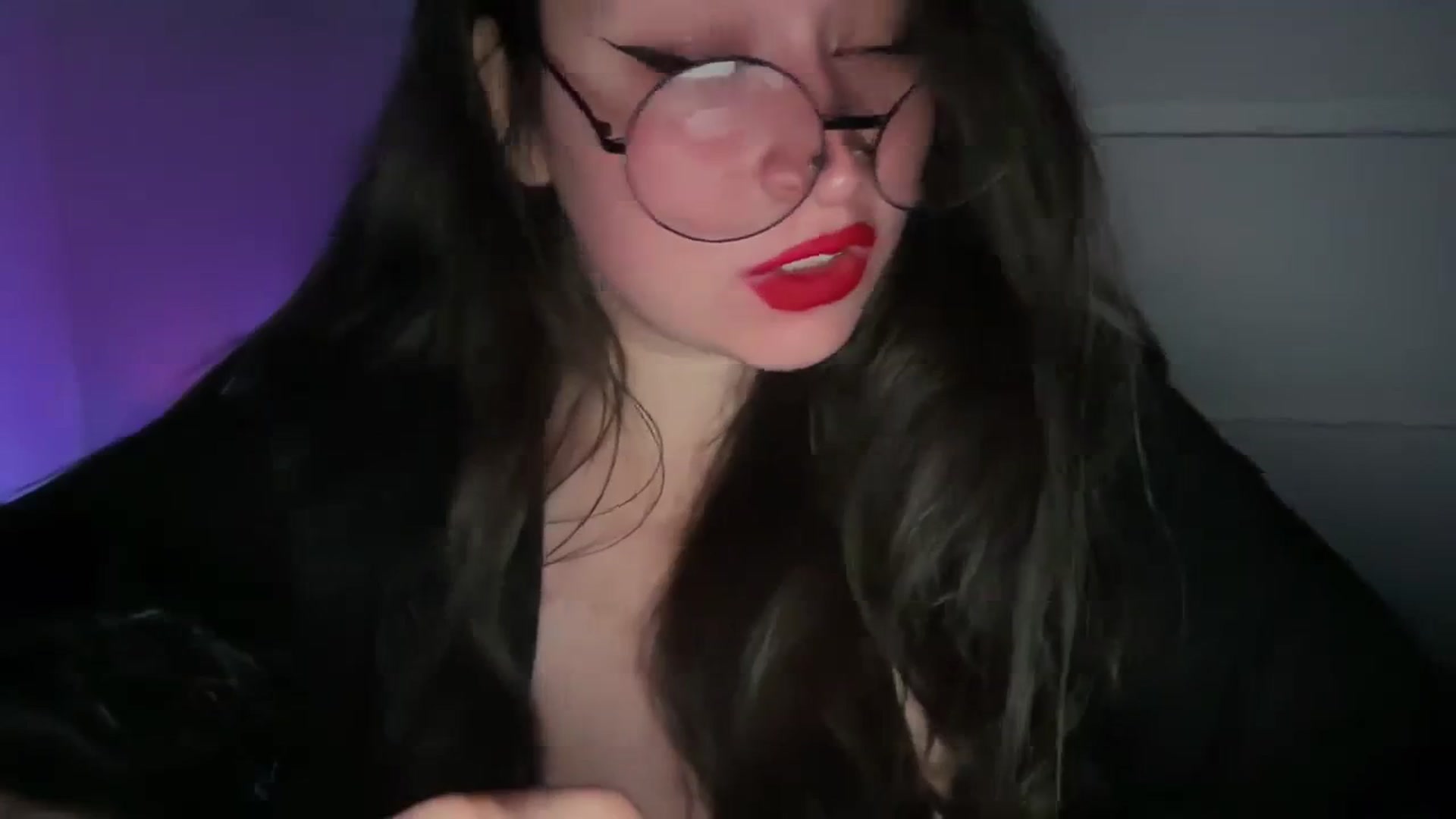 Gallery image thumbnail from Hasymura's myfreecams stream on, 11/02/2023, 23:09 image 15 of 20