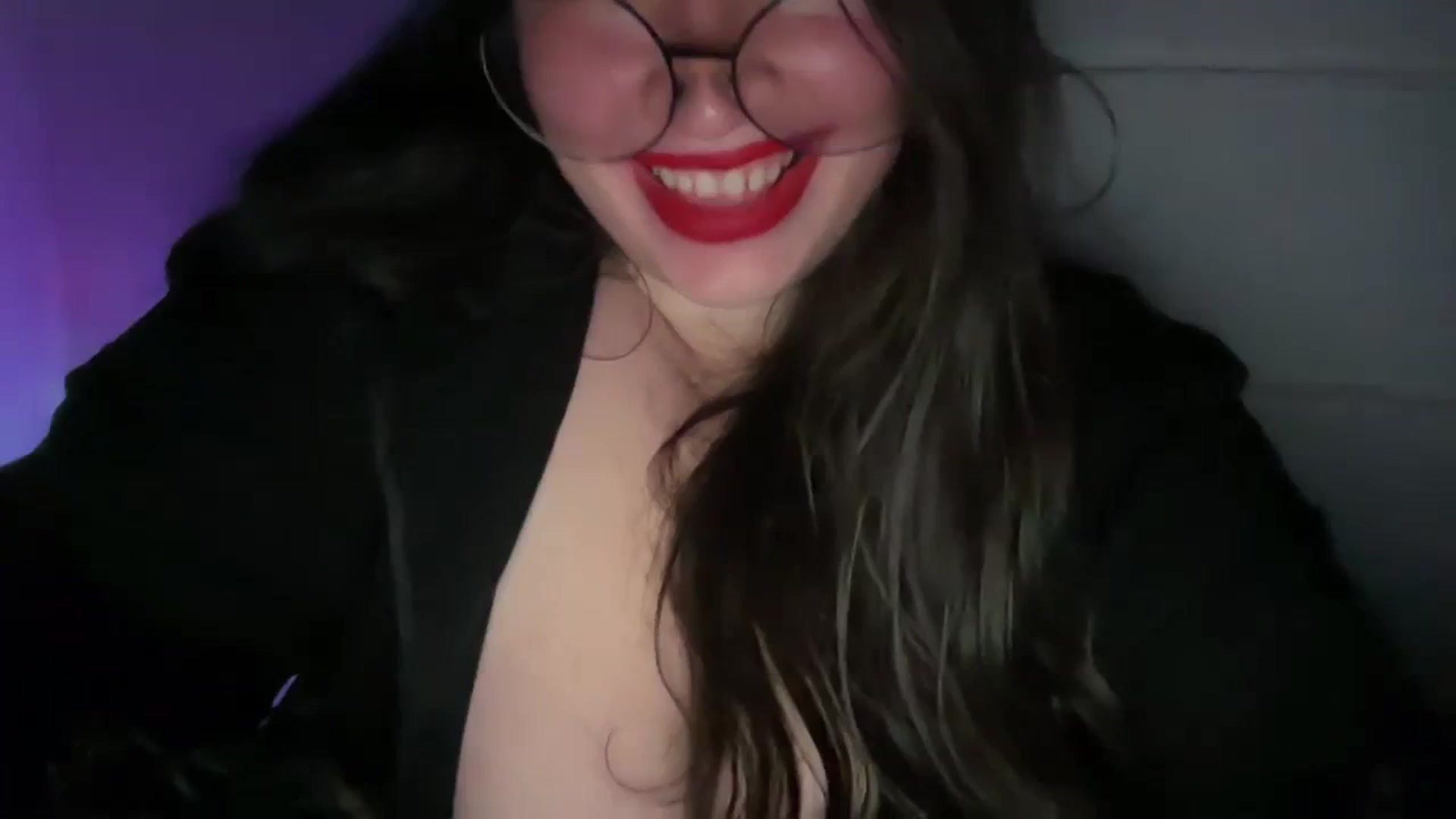 Gallery image thumbnail from Hasymura's myfreecams stream on, 11/02/2023, 23:09 image 1 of 20