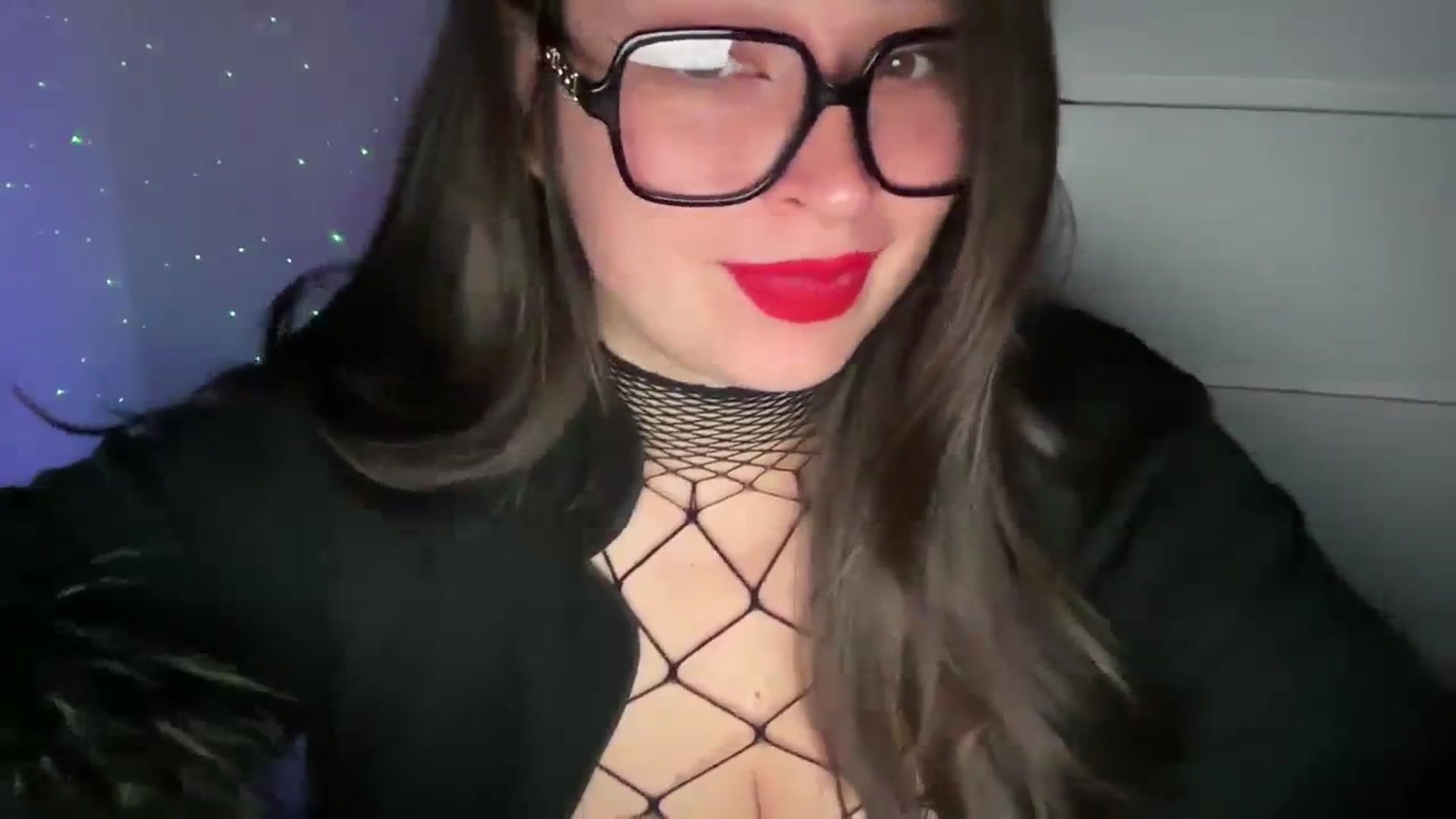 Gallery image thumbnail from Hasymura's myfreecams stream on, 11/03/2023, 20:15 image 8 of 20