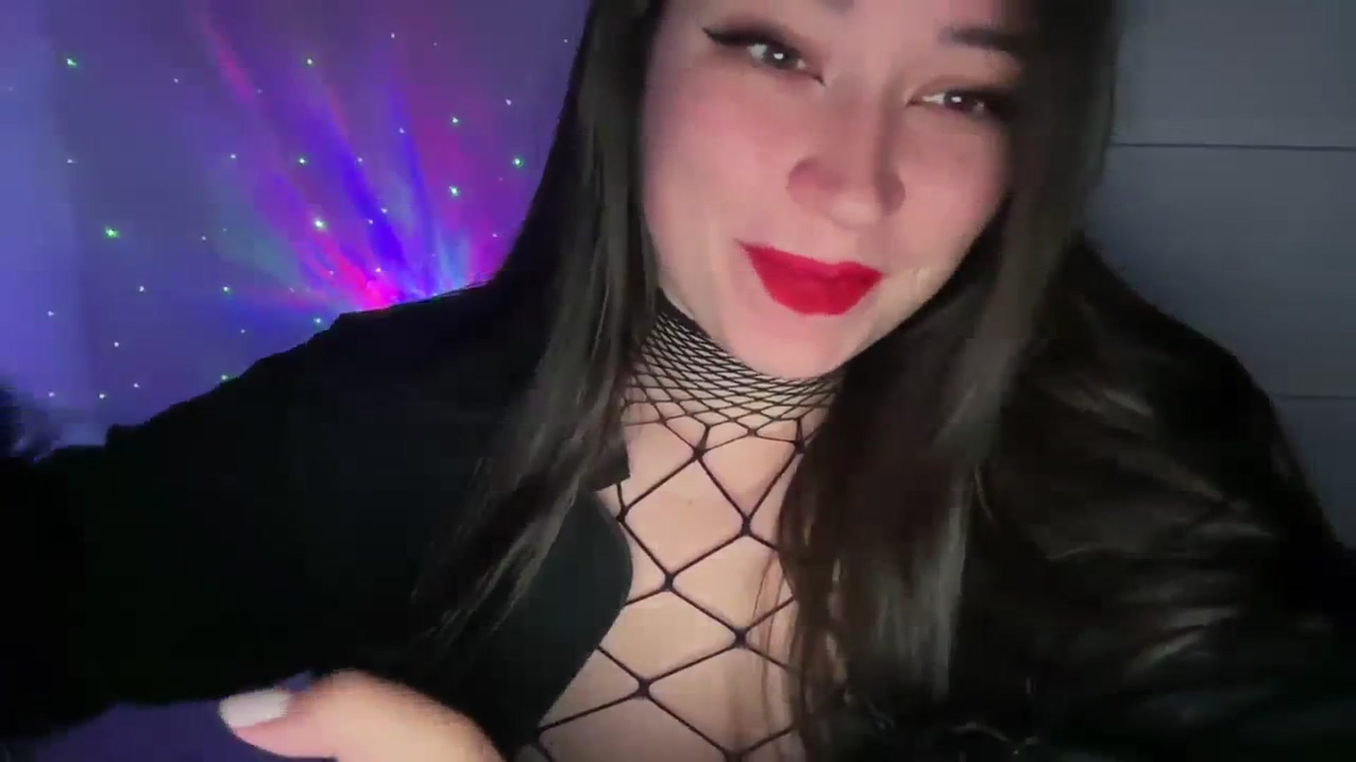 Gallery image thumbnail from Hasymura's myfreecams stream on, 11/04/2023, 24:02 image 3 of 20