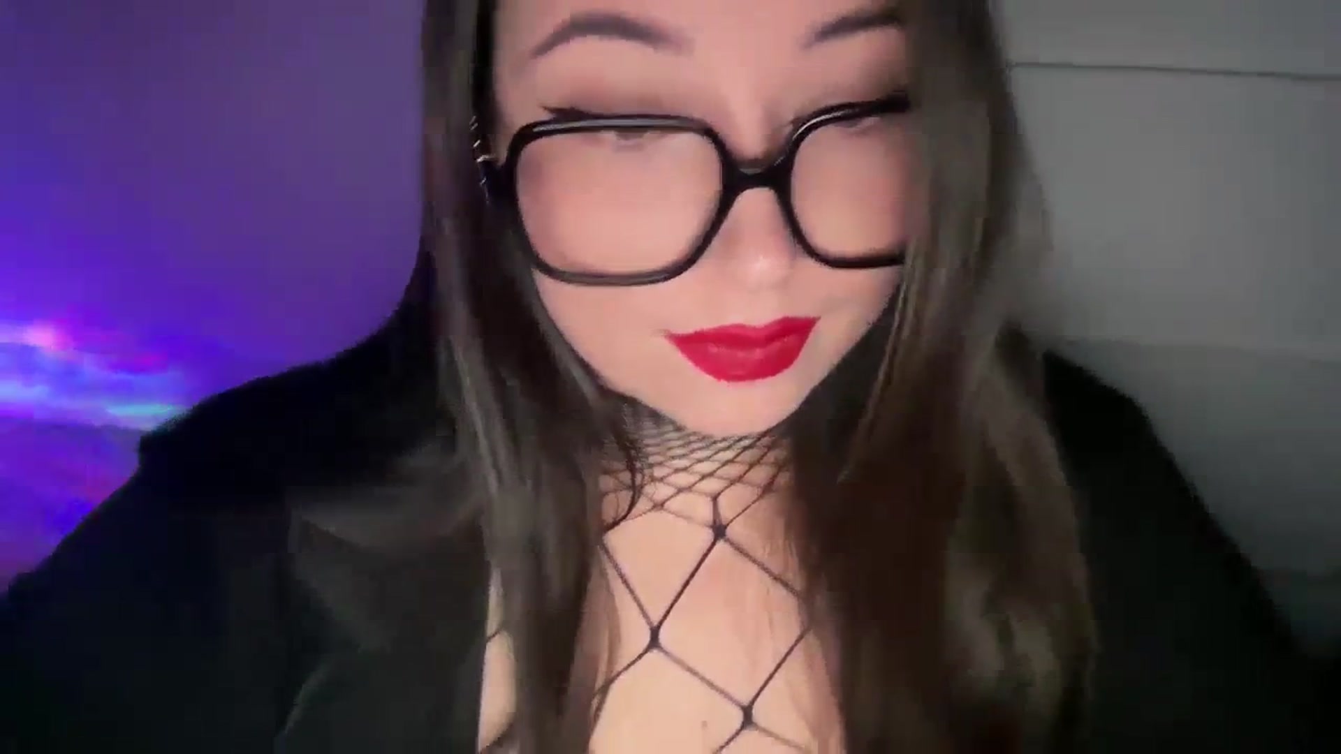 Gallery image thumbnail from Hasymura's myfreecams stream on, 11/11/2023, 21:06 image 19 of 20