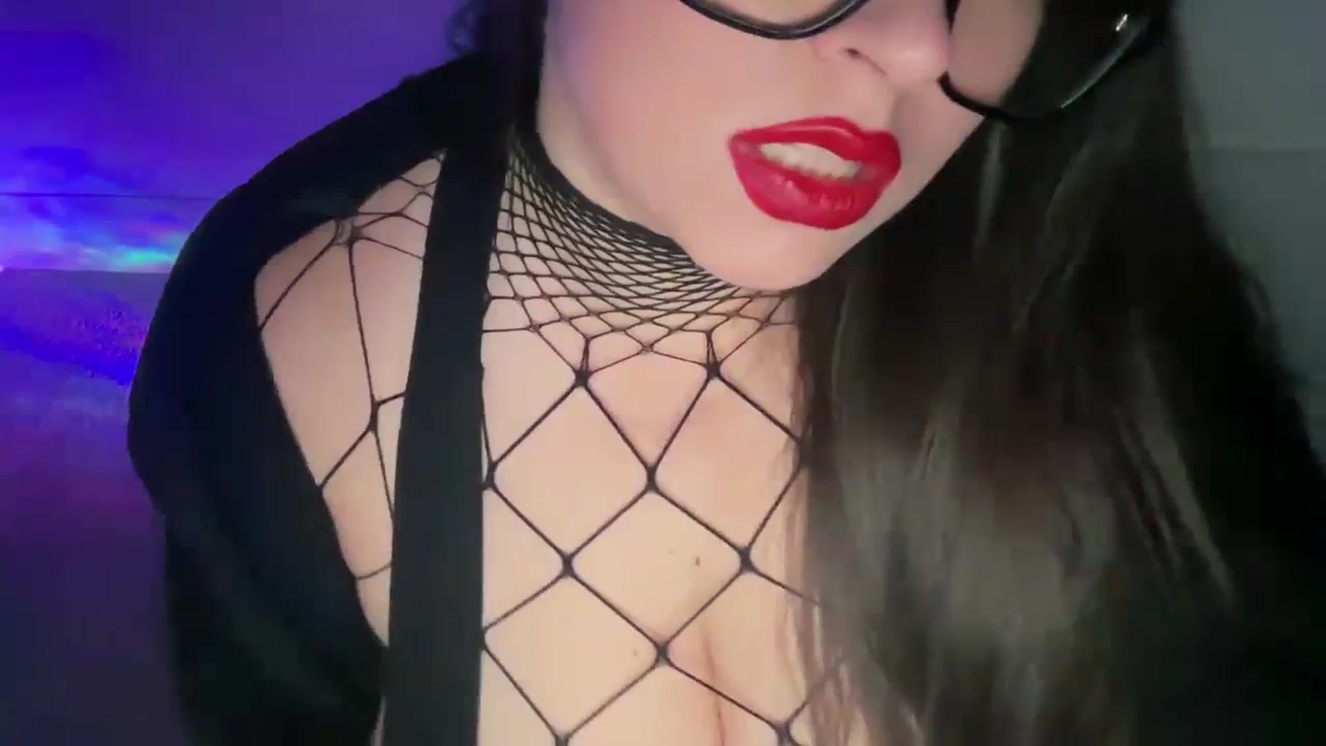 Gallery image thumbnail from Hasymura's myfreecams stream on, 11/11/2023, 21:06 image 11 of 20