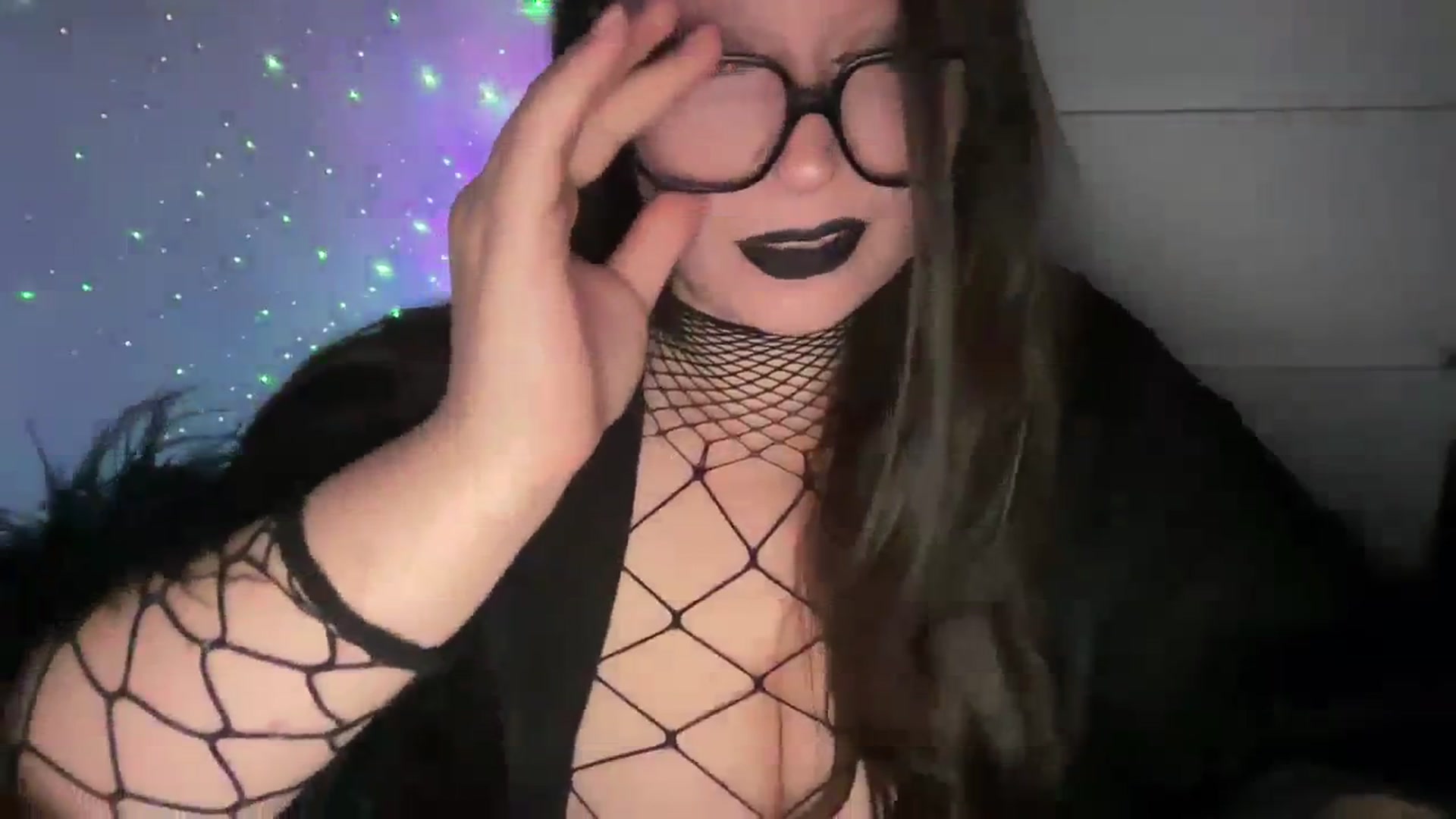 Gallery image thumbnail from Hasymura's myfreecams stream on, 11/16/2023, 24:00 image 4 of 20