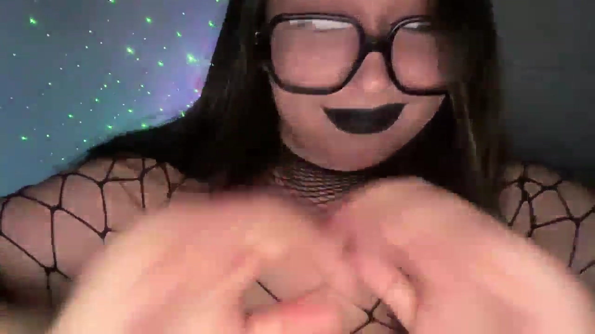 Gallery image thumbnail from Hasymura's myfreecams stream on, 11/16/2023, 24:00 image 15 of 20