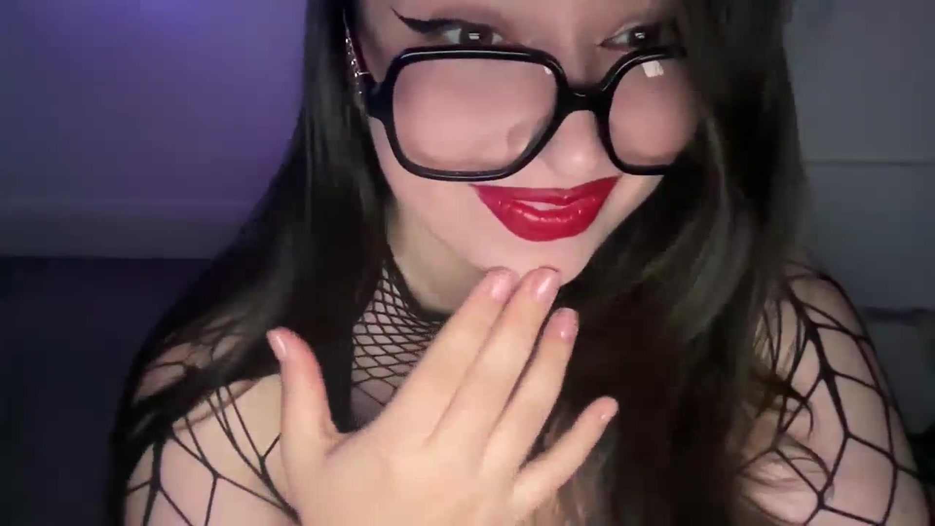 Gallery image thumbnail from Hasymura's myfreecams stream on, 11/17/2023, 22:31 image 2 of 20