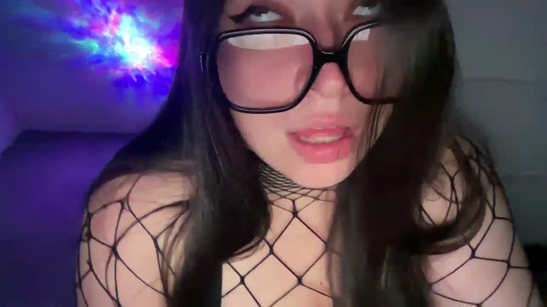 Gallery image thumbnail from Hasymura's myfreecams stream on, 11/20/2023, 22:29 image 18 of 20