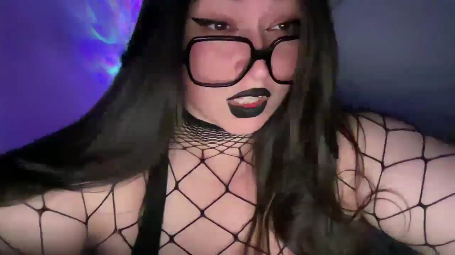 Gallery image thumbnail from Hasymura's myfreecams stream on, 11/21/2023, 21:45 image 7 of 20