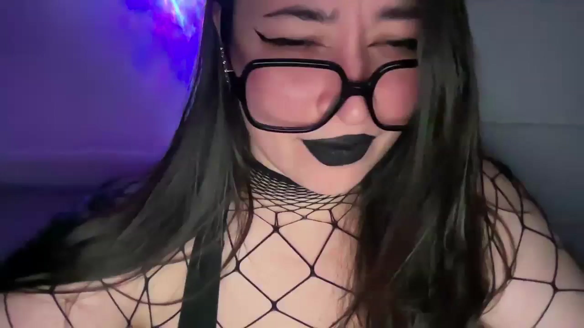 Gallery image thumbnail from Hasymura's myfreecams stream on, 11/21/2023, 22:38 image 5 of 20